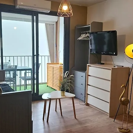 Studio Central Proche Plage Climatisation Et Wifi ! * La Grande-Motte